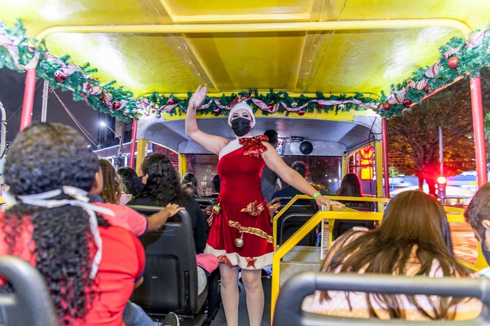 Ônibus Iluminado é a nova atração turística de Campina Grande no período de  Natal – Turismo em foco – Tudo do turismo no Brasil e Mundo